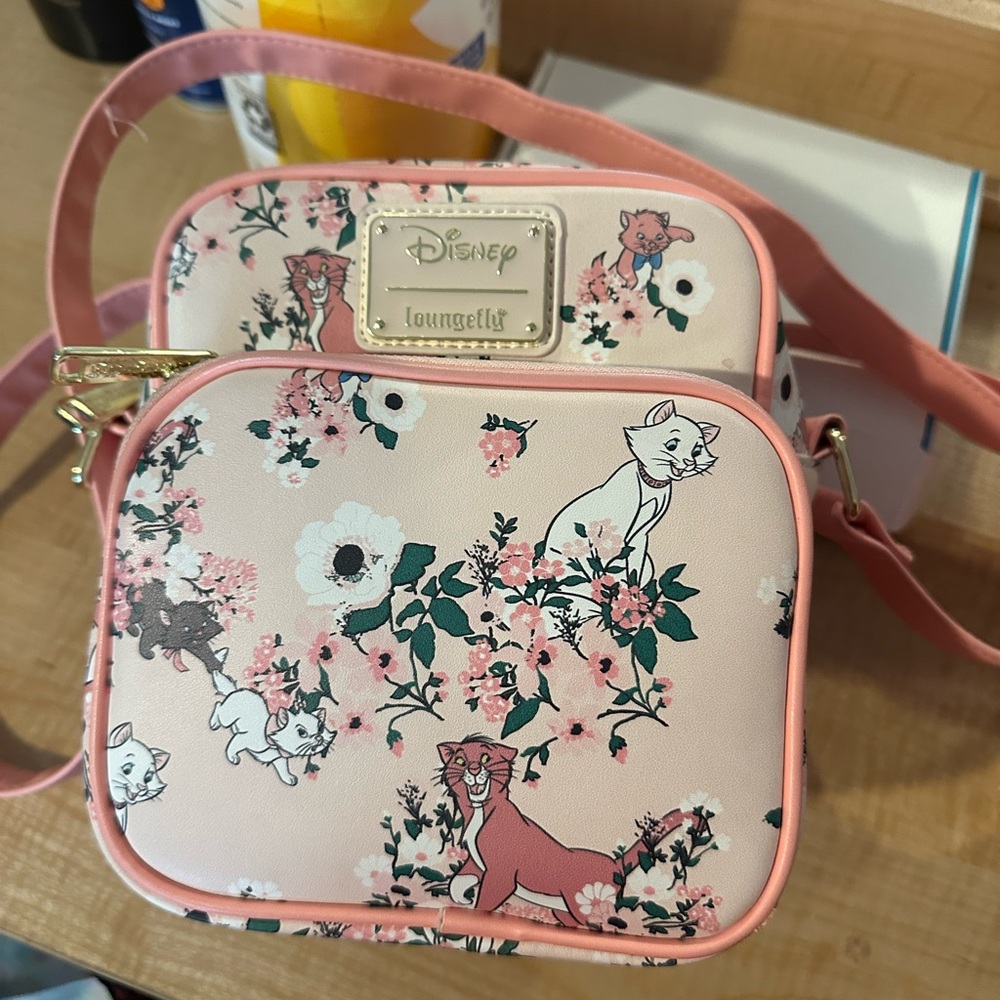 Aristocats crossbody and wallet Loungefly